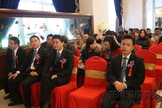 圖為南通運(yùn)杰龍馨園會(huì)館公開(kāi)活動(dòng) 圖為南通運(yùn)杰龍馨園會(huì)館公開(kāi)活動(dòng)